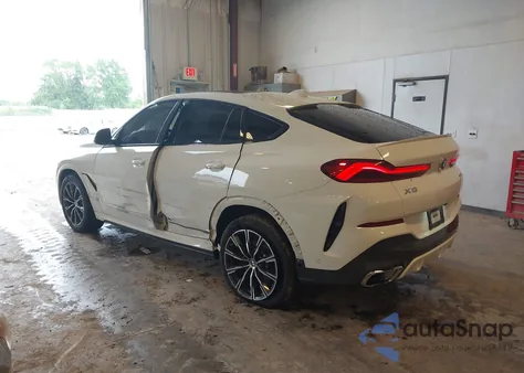 2021 BMW X6 xDrive40I из США, поврежденный, VIN 5UXCY6C02M9F21776